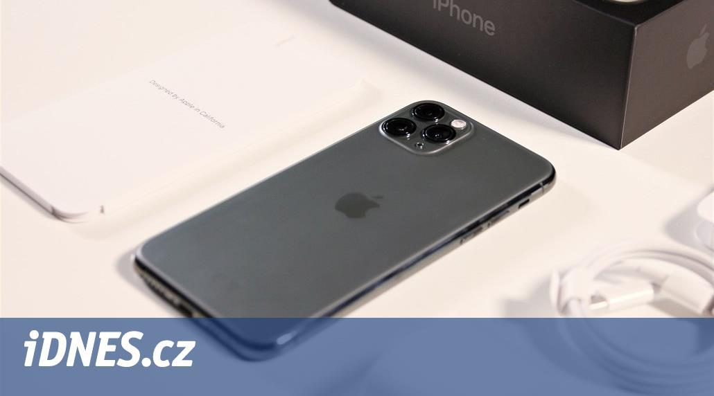Na opravách iPhonů proděláváme, tvrdí Apple. Jsou nejhůř opravitelné