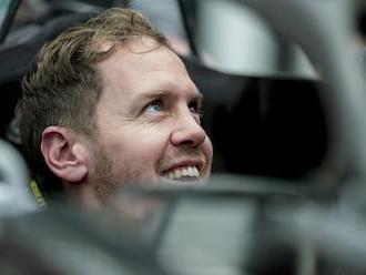 Vettel se z rodinných důvodů opozdil