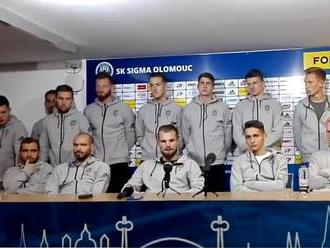 Hráči Sigmy po výhře nad Libercem vyjádřili podporu trenéru Látalovi