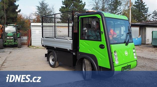Česká firma představila nový elektrický náklaďáček pro městské služby