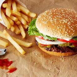Fast foody pohltil bezmasý trend. Burger King nově nabízí rostlinný burger i v Česku
