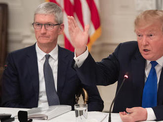 Trump Today: Trump heads to meet Apple CEO Tim Cook at $1 billion Apple plant in Texas