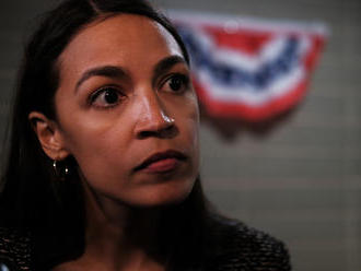 Key Words: Ocasio-Cortez smacks Trump with her political resume after the president calls out the ‘D