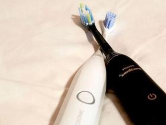 Test: Zubná kefka upozorní, ak si zle čistíte zuby a váha, že by ste mali schudnúť