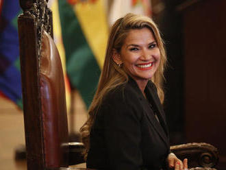 USA uznali Jeanine Áñezovú ako dočasnú prezidentku Bolívie
