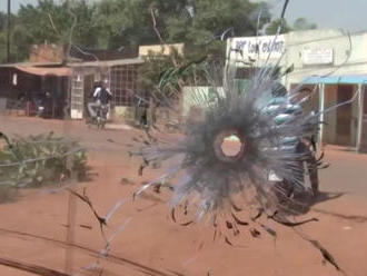 Osemnásť teroristov prišlo o život pri zásahu polície v Burkina Faso