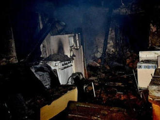 FOTO Veľký požiar premenil dom na ruiny: V troskách našli telo muža  