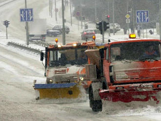 Petržalka je na sneh pripravená: Podľa miestneho úradu nebude mať problém so zimnou údržbou