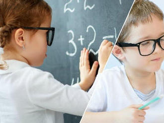 Vedci si posvietili na ľudovú poveru: Sú chlapci v matematike lepší ako dievčatá?