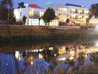 Ubytovanie v Hoteli River Nitra, ktorý má strategické umiestnenie pri Agrokomplexe.