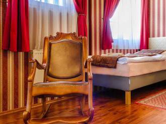 Hotel Tevel Sládkovičovo v Podunajskej nížine ponúka komfortné ubytovanie so športovým vyžitím.