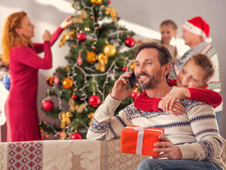 Ako si uľahčiť vianočný zhon a ušetriť peniaze? 5 dobrých rád!