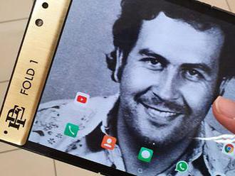 Od drogového kartelu k prodeji smartphonů: Escobarův bratr chce rozdrtit Apple se skládacím telefone