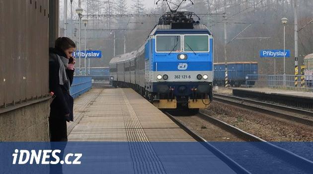 Na železnici platí nový jízdní řád, České dráhy přichází o regionální spoje