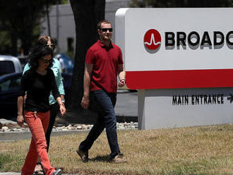 : Broadcom outlook for 2020 gives hope for chip-earnings rebound, stock gains