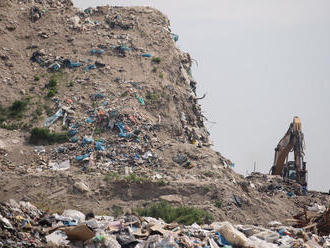 Slováci vo veľkom skládkujú odpad, komunálu vyprodukujú menej než priemer EÚ