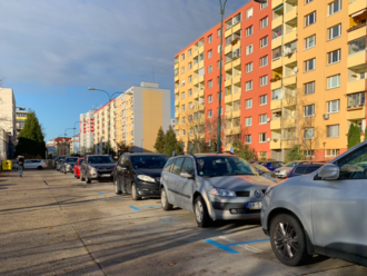 Diskriminácia a ultimátum pri parkovaní v Petržalke?
