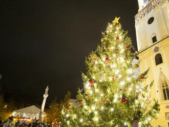 Vianočná atmosféra v slovenských mestách: Prajeme vám nádherné sviatky!