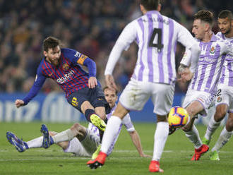 Messi rozhodl z penalty o výhře Barcelony, druhou neproměnil