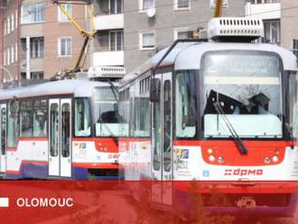 Provoz tramvají a autobusů v centru města dočasně omezen!
