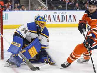 Edmonton povolal Sekeru do prvého tímu, v AHL odohral päť zápasov
