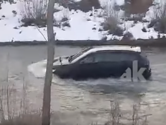 VIDEO Šialená jazda korytom žilinskej rieky: Milý šofér, veď cesta vyzerá úplne inak!
