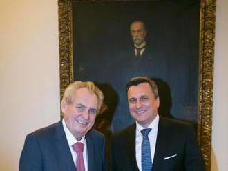 Andrej Danko navštívil českého prezidenta: Sedieť s Milošom Zemanom je zážitok na celý život