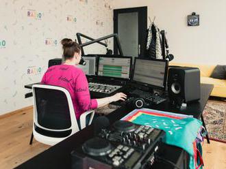 Trnavské rádio vysiela z vynoveného štúdia