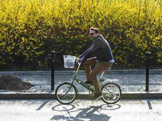 Petržalčan Marek chodí už takmer desať rokov voliť na bicykli
