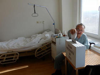 Do prenosnej urny odvolili aj pacienti zo spišskonovoveskej nemocnice