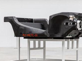 McLaren's in-house carbon fiber 'Monocell' heads to crash testing     - Roadshow