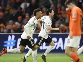 Németország a 90. percben sokkolta Hollandiát