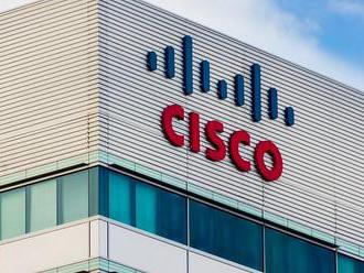 Cisco opravilo bezpečnostní chybu tím, že zablokovalo Curl