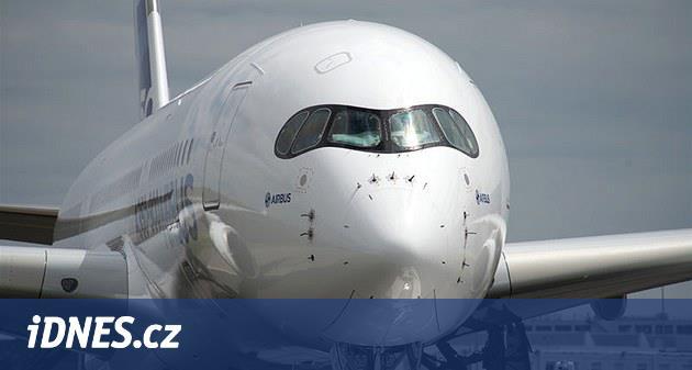 Boeing se trápí, Airbus raduje. Nad novou dodávkou 300 letadel do Číny