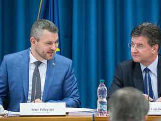Pellegrini bude rokovať s Gajdošom a Lajčákom o dohode o obrannej spolupráci s USA