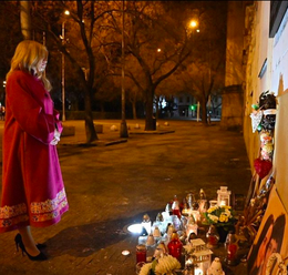 Veľké gesto novej prezidentky: FOTO Prvá zahraničná návšteva Čaputovej, odkaz do neba