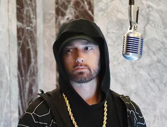 Raper Eminem oslavuje abstinenciu. Je už jedenásť rokov triezvy