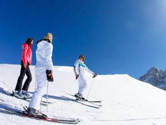 Dolomity: Hotel Alpenrose *** s raňajkami a wellness + lyžovanie v Passo Rolle.