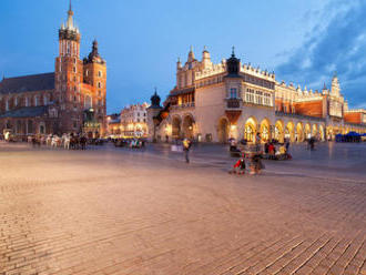 Cenovo nenáročné ubytovanie v Krakove, izby s kráľovskou atmosférou a voľný vstup do bazéna.