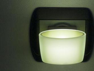Phenom nočné pozičné LED svetlo s dotykovým vypínačom a s nízkou spotrebou.