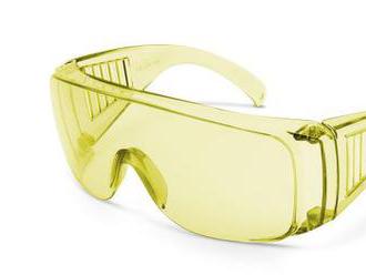 Profesionálne okuliare s UV filtrom amber, poskytujú ochranu pri brúsení, hobľovaní a iných prácach.