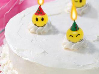 Sviečky na torty 4 ks / balenie - žlté figúrky smajlíkov v klobúkoch.