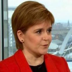 Skotští nacionalisté zůstávají zřejmě jedinou profesionální stranou v Británii