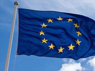Pokuta od EÚ zafungovala: Google musí ponúknuť aj konkurenčné vyhľadávače a prehliadače