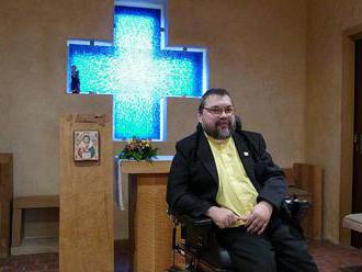 Farář na vozíčku: Když se dívám na svůj život, vím, že Bůh má smysl pro humor
