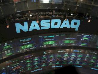 NASDAQ zaznamenal pokles po tom, čo akcie spoločnosti Google otvorili o 7% nižšie