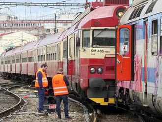 Problémy na železnicích: V březnu stoupl počet incidentů i zraněných
