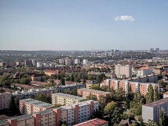 Chybějící byty už Praha v minulosti dvakrát řešila. Pomohl stát i developeři