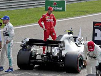 Dominancia tímu Mercedes je podľa Vettela nudná a trvá to už štyri roky