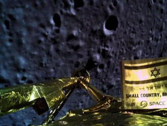 Izraelskej sonde sa nepodarilo úspešne pristáť na Mesiaci